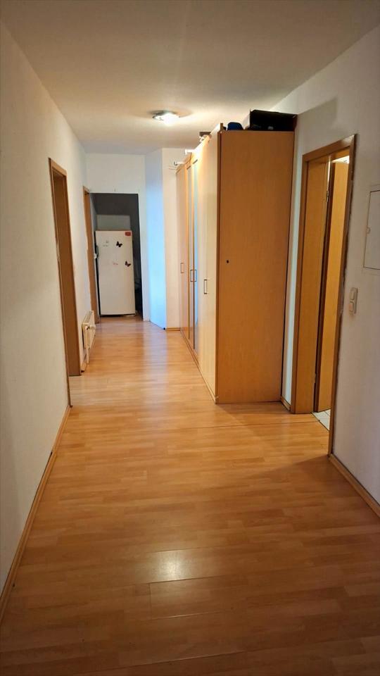 Thumbnail-Große-helle 3 Zimmer Wohnung mit Küche zentral in Berne