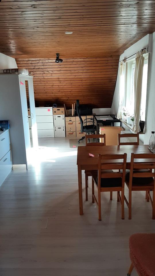 Thumbnail-2 Zimmer DG Wohnung in Stuttgart-Stammheim