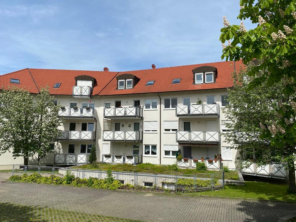 Thumbnail-1-ZIMMER WHG MIT BALKON, Renoviert