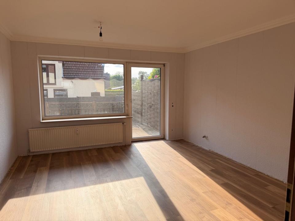 Thumbnail-Modernisierte 2-Zimmer-Wohnung mit Terrasse & Garten in Oyten