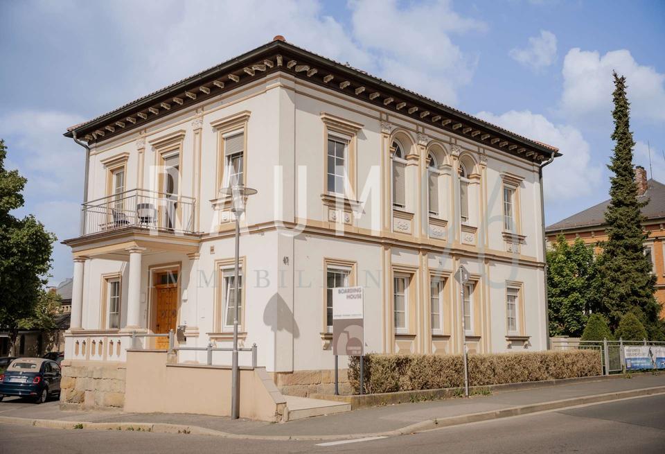 Thumbnail-RESERVIERT | Dachgeschoss-Appartement in stilvoller Stadtvilla mit historischem Charme