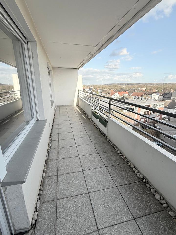 Thumbnail-*TOP* 3-Zimmer Wohnung, Balkon, Parkplatz - im Zentrum!