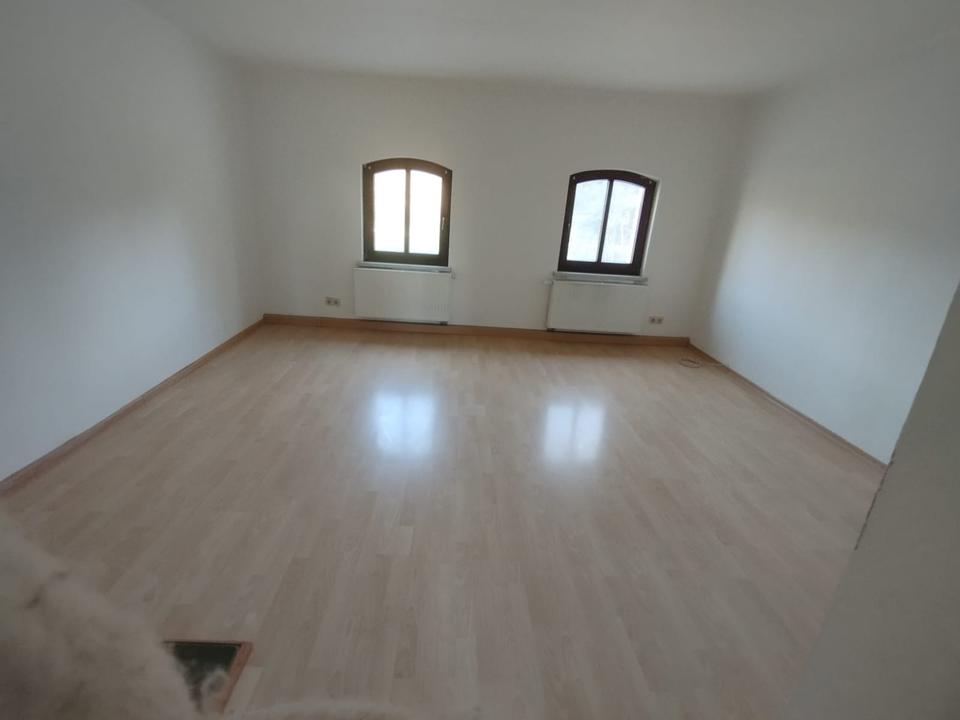 Thumbnail-Modernisierte 3RW in Malschwitz mit Garage und Garten