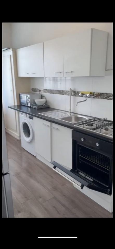 Thumbnail-2 Zimmer Wohnung - Einbauküche