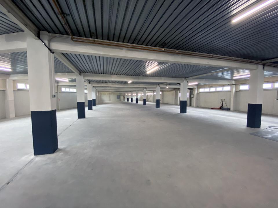 Thumbnail-Lagerflächen mit Laderampe