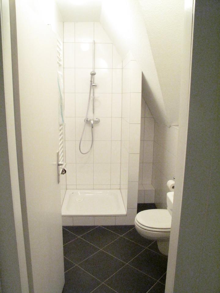 Thumbnail-Schöne Single-Altbauwohnung im Dachgeschoss