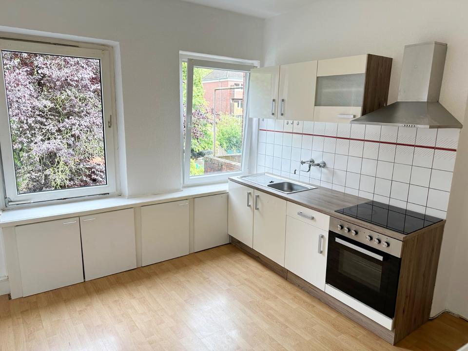 Thumbnail-3-Zimmer-Wohnung mit Balkon und Blick auf die Wallanlagen