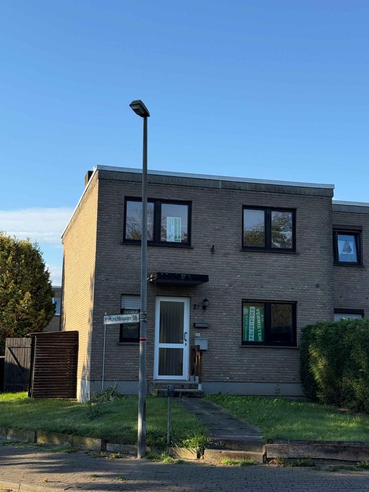 Thumbnail-Großzügiges Reihenendhaus in schöner Lage zu vermieten!