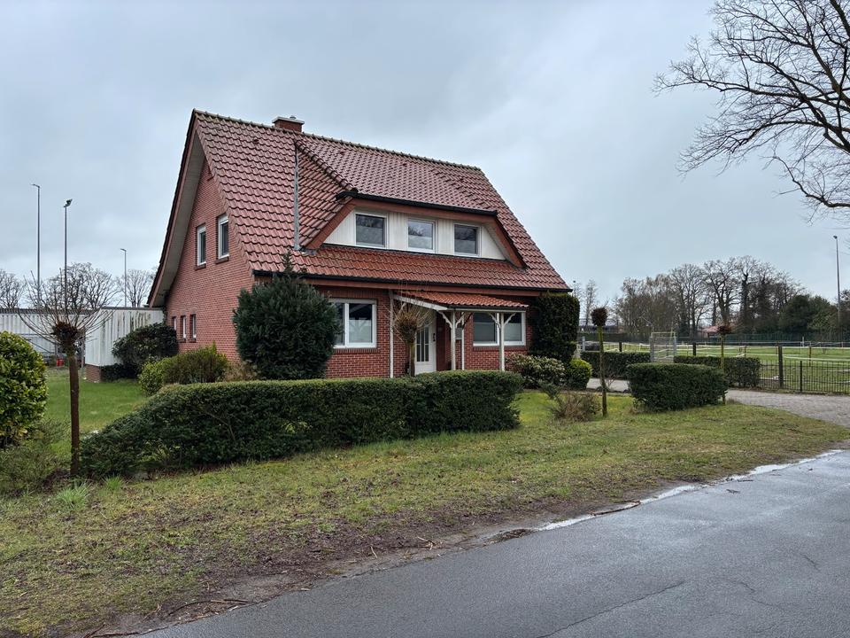 Thumbnail-Kernsaniertes Einfamilienhaus mit Reitanlage