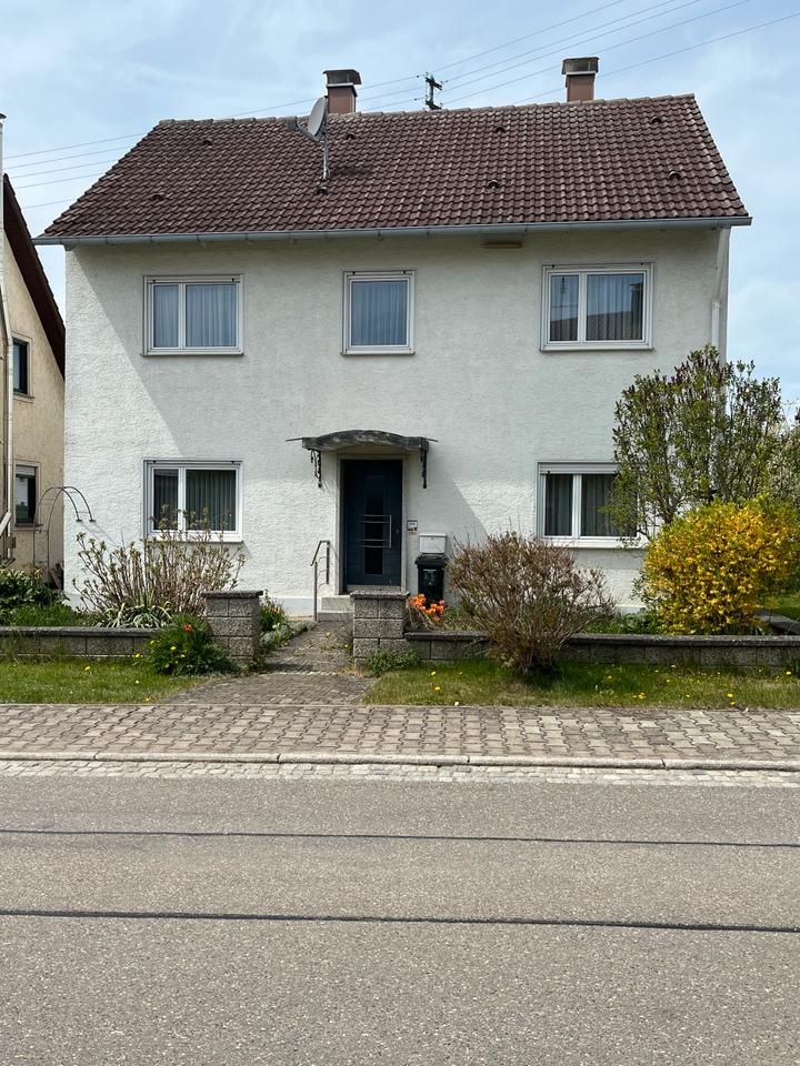 Thumbnail-zweistöckiges Einfamilienhaus in Wippingen zu verkaufen