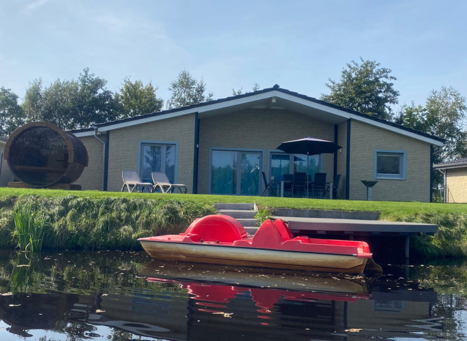 Thumbnail-Ferienhaus am See, (1 bis 8 Personen) mit eigenem Tretboot + Panorama Außensauna, Kinderspieleparadies, Ponyhof, Last-Minute-Aktion-im-Mai