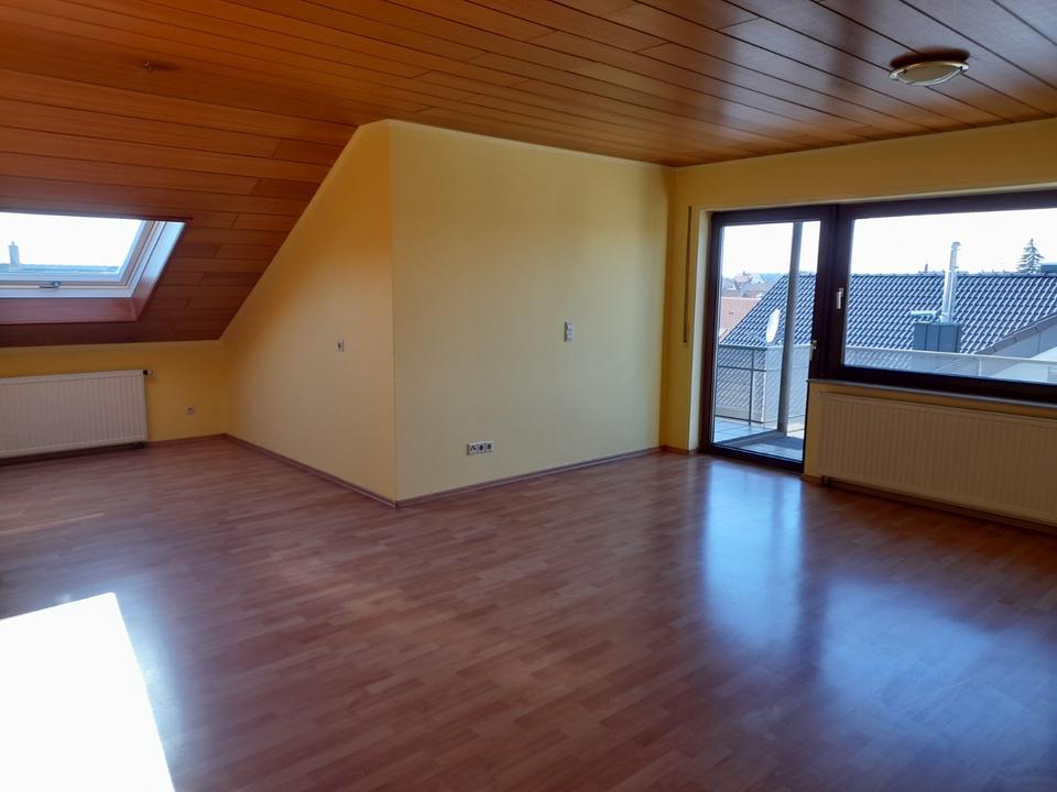 Thumbnail-Helle 3-Zimmer-Wohnung mit Balkon in Schörzingen, provisionsfrei!