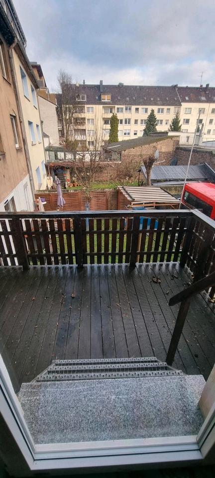 Thumbnail-Du Kasslerfeld Geräumige 2,5 Zimmer Wohnung Balkon ruhige Lage