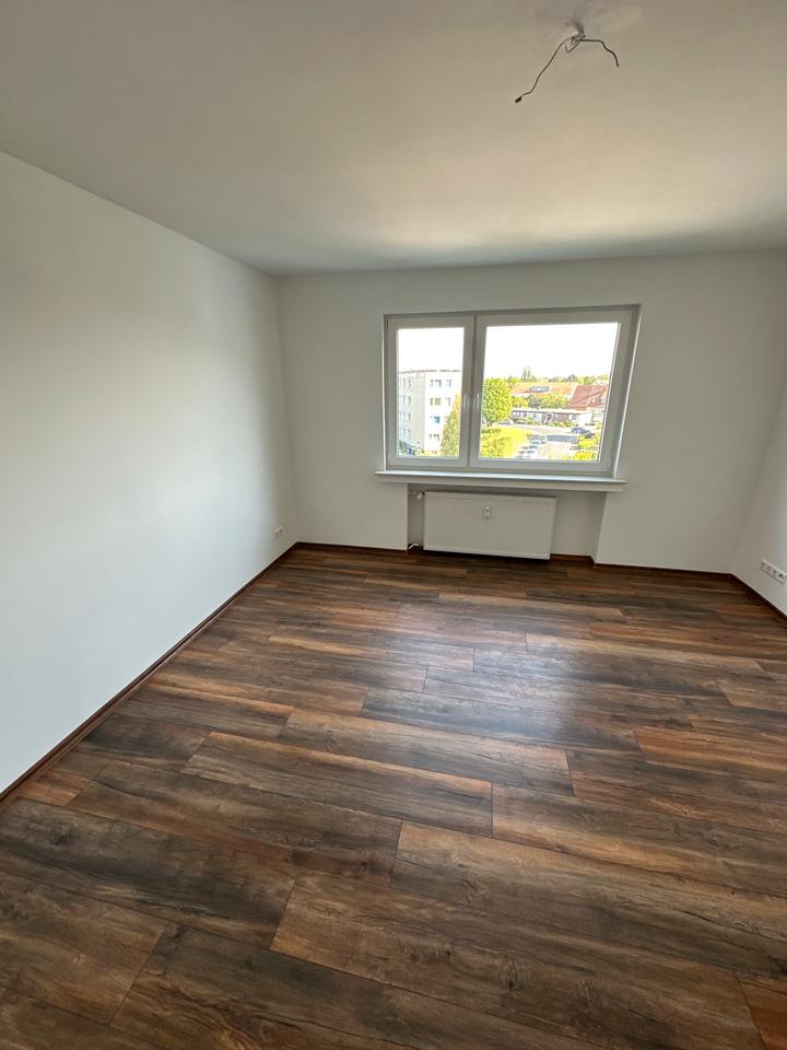 Thumbnail-Moderne kernsanierte 1-Raum Wohnung in Pattensen