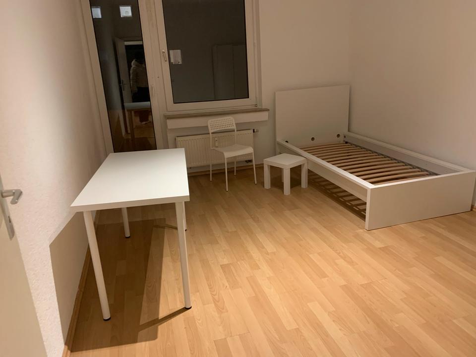 Thumbnail-Frisch renoviertes und möbliertes WG-Zimmer in Holsterhausen