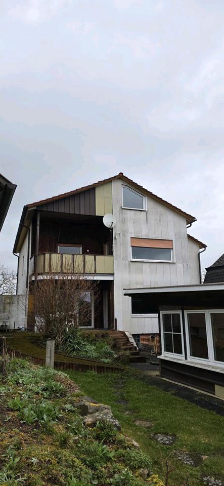 Thumbnail-Freistehendes 2 Familienhaus mit großem Garten