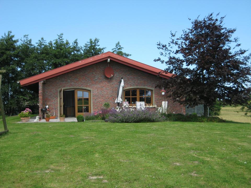 Thumbnail-Einfamilienhaus in Alleinlage am Nordseedeich