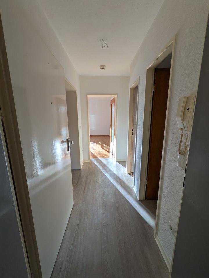 Thumbnail-Helle 2-Zimmer-Wohnung mit Küche