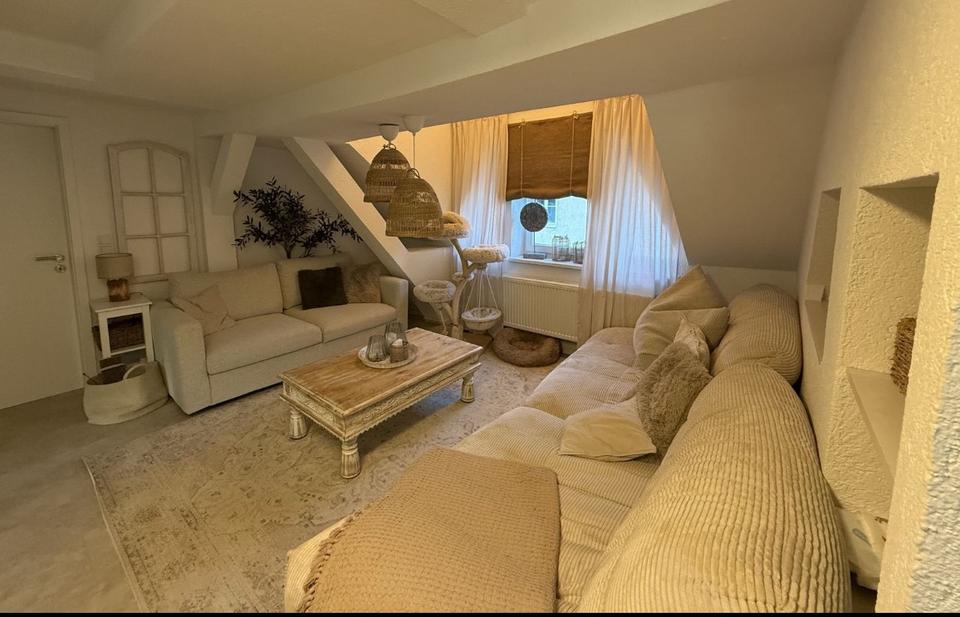 Thumbnail-Charmante, renovierte 3,5 Zimmer Wohnung in zentraler Lage