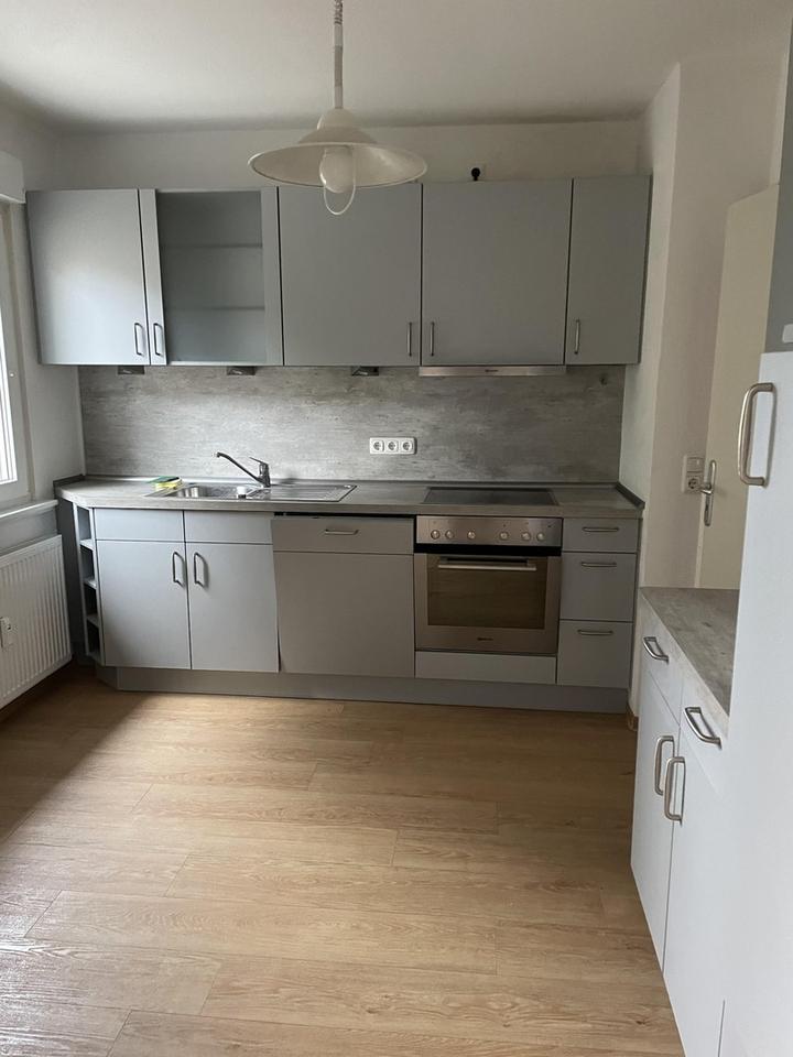 Thumbnail-Attraktive 3-Zimmer-Wohnung in Hessisch Oldendorf mit moderner Einbauküche und großem Balkon