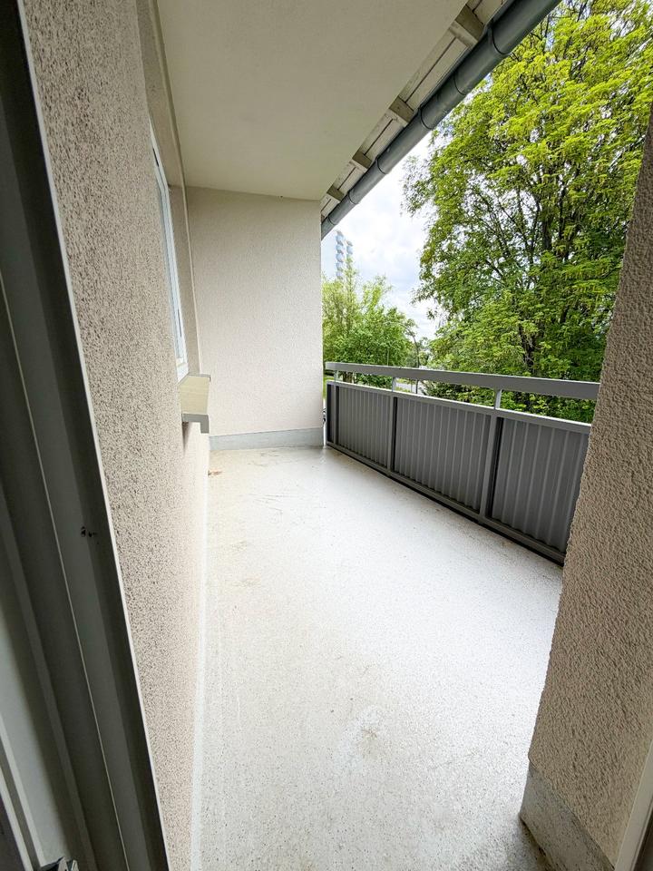 Thumbnail-2,5-Zimmer-Wohnung in Frankfurt-Sossenheim mit EBK