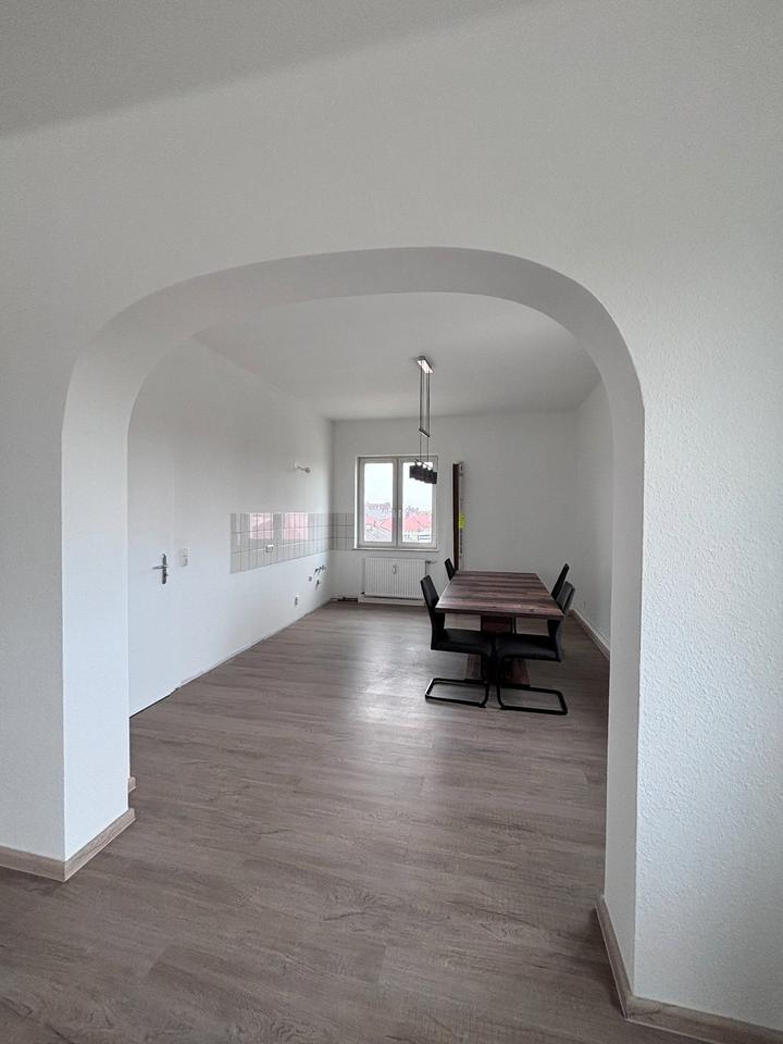 Thumbnail-Großzügige 2-Zimmer-Wohnung mit offenem Wohnkonzept