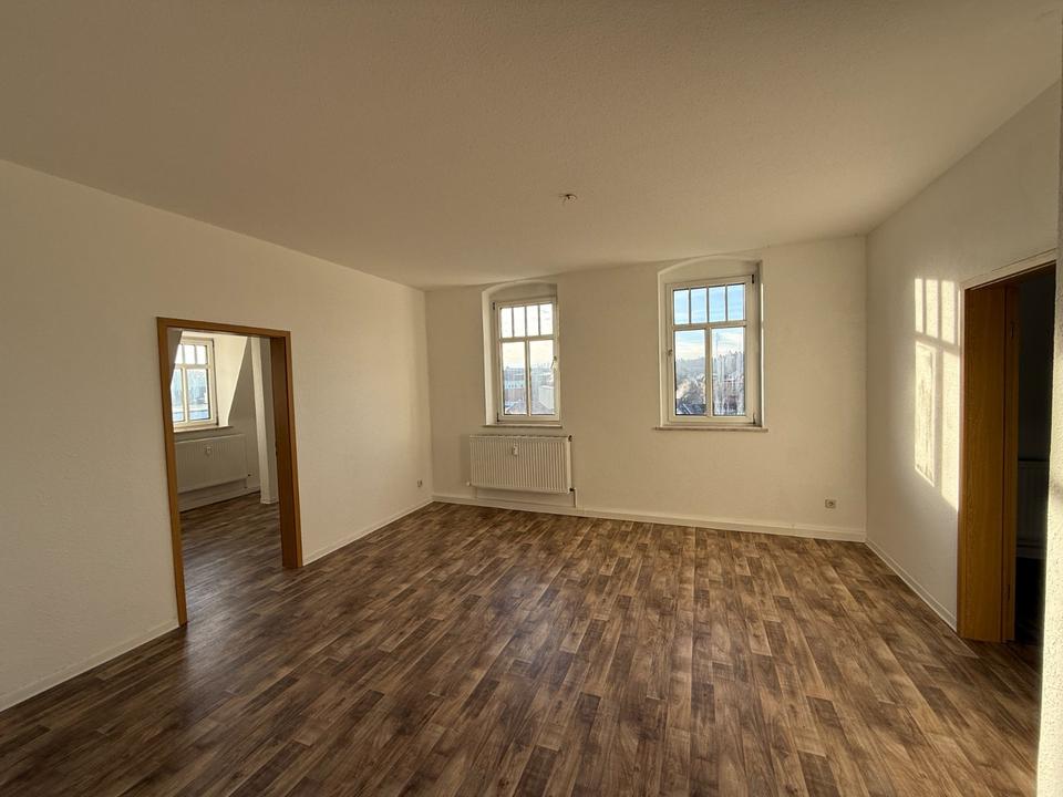 Thumbnail-Renovierte helle 2-Raumwohnung mit Einbauküche, Grillplatz und Stellplatz