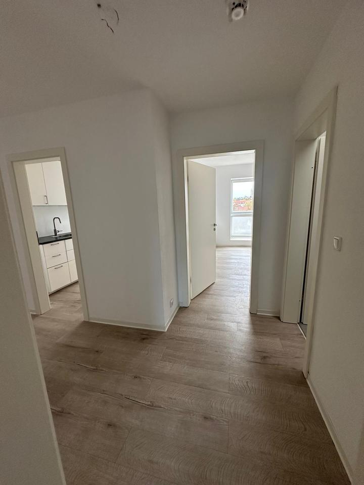 Thumbnail-Moderne Dachgeschosswohnung | EBK | großer Balkon