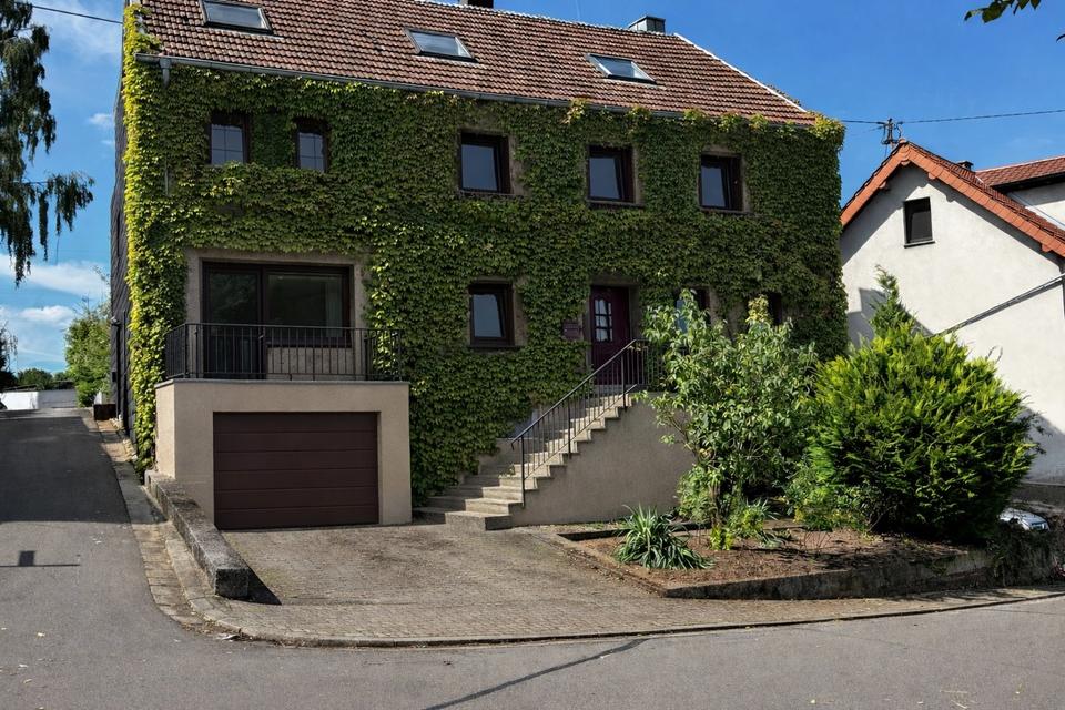 Thumbnail-Helle, kernsanierte 3-ZKB-Wohnung mit Balkon – 95 m² – EG –