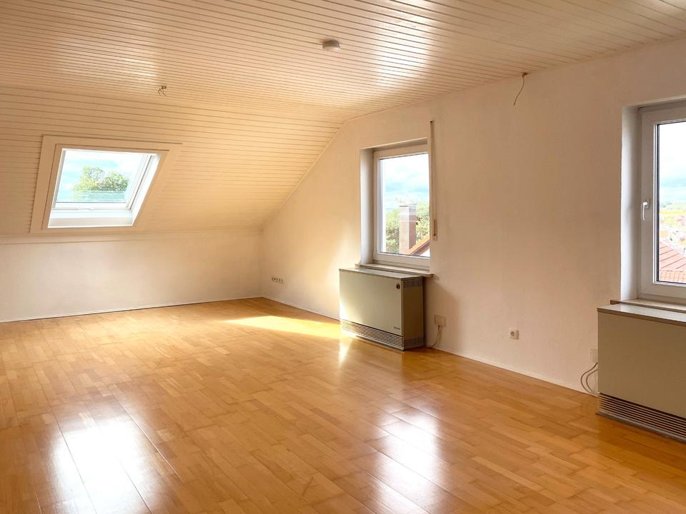 Thumbnail-schöne, helle 3-Zimmer Dachgeschosswohnung