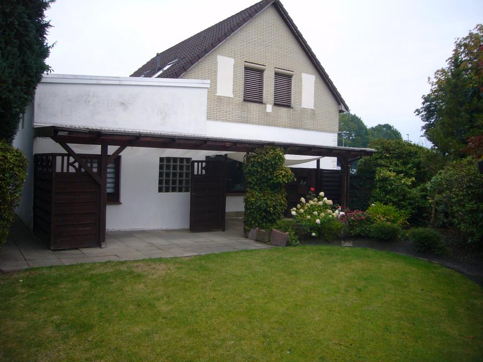 Thumbnail-Einfamilienhaus mit Einliegerwohnung