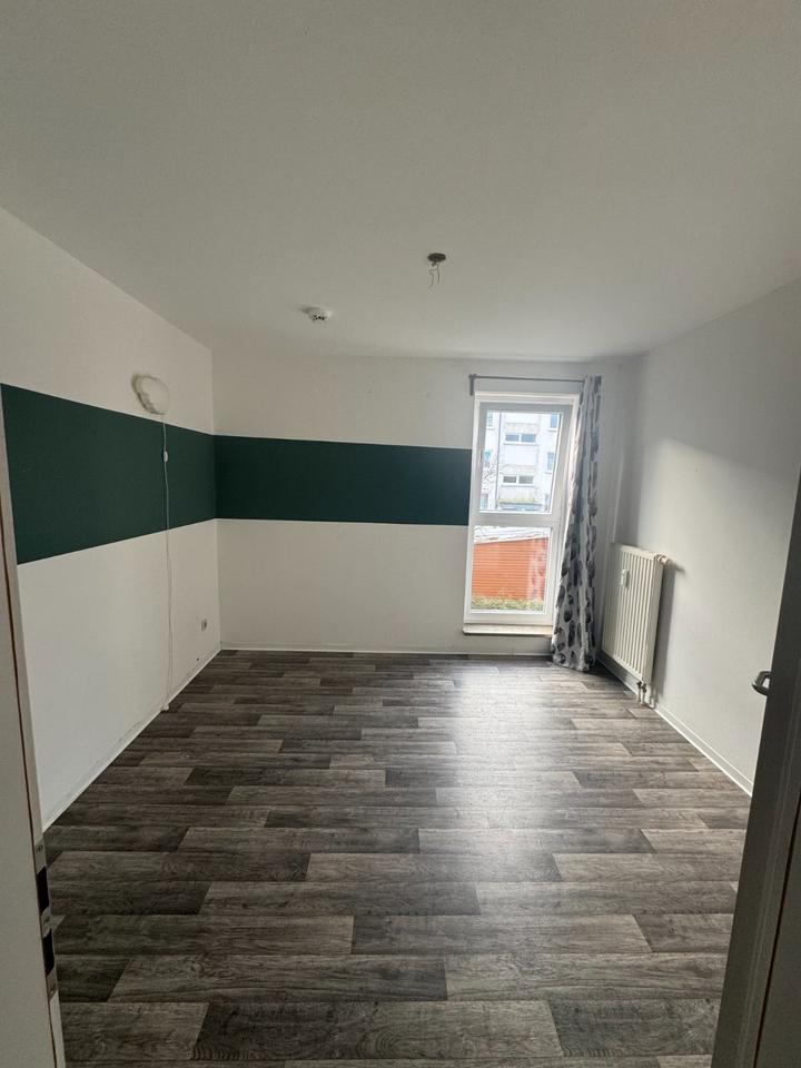 Thumbnail-3 Raum Wohnung in Erfurt Süd mit Balkon