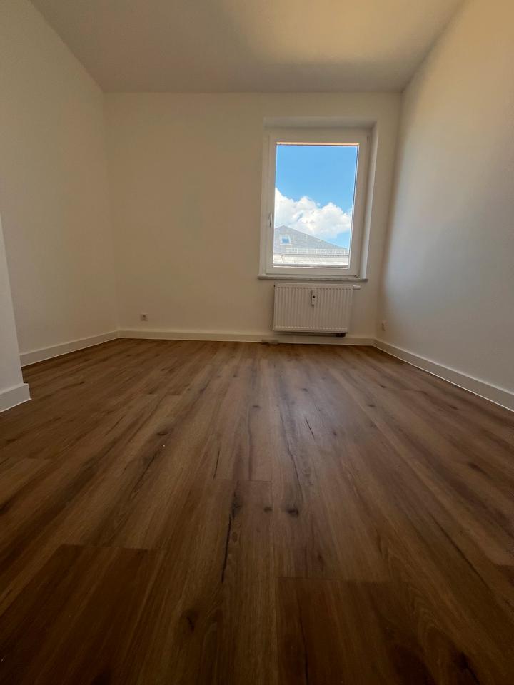 Thumbnail-1,5 Raumwohnung DD-Plauen - Erstbezug nach Sanierung