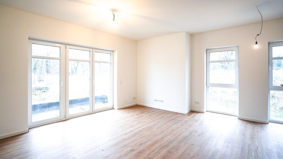 Thumbnail-3 Zimmer Oberwohnung mit Balkon im Villen-Quartier