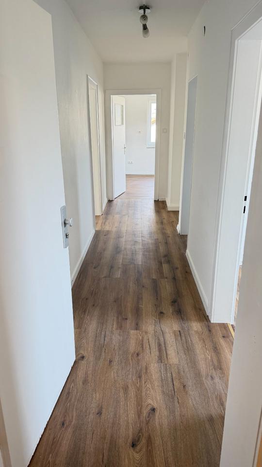 Thumbnail-Schöne 4-Zimmer-Wohnung in Trennfurt am Main – mit Balkon