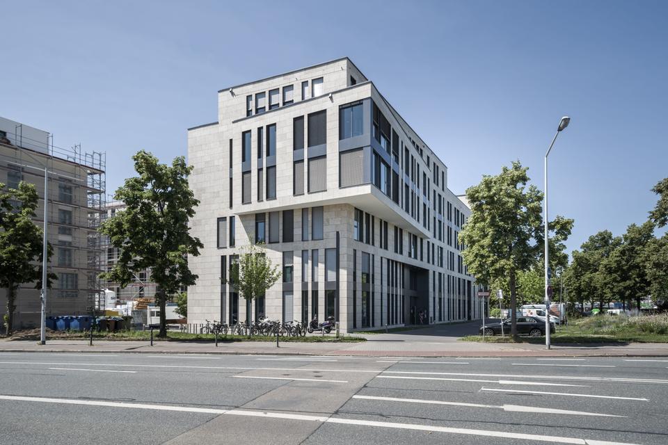 Thumbnail-Privater Büroraum für 2 Person in REGUS Berliner Carree
