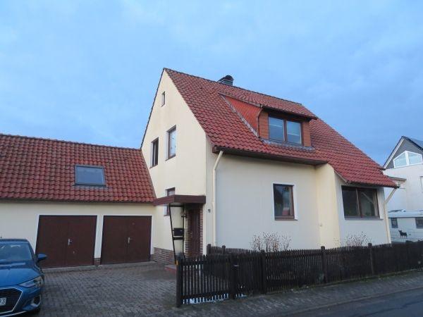 Thumbnail-*Langenhagen-Krähenwinkel* 5-Zi.-EG-Whg. mit Terrasse u. Garten.