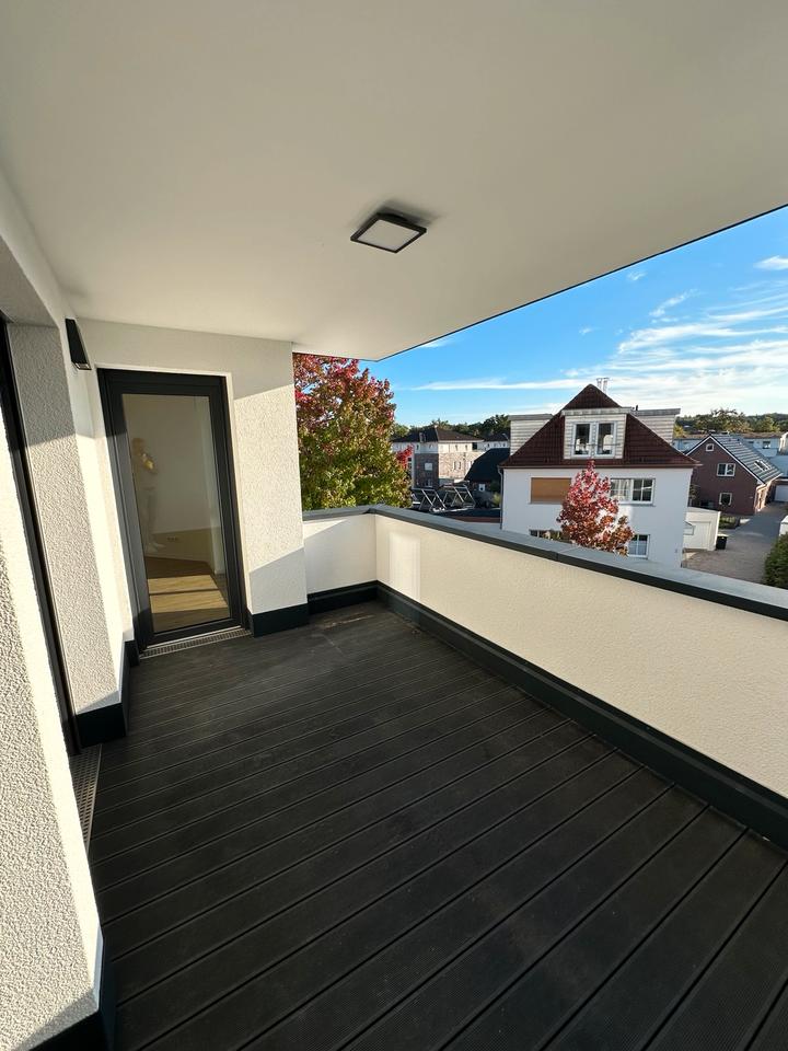 Thumbnail-Neuwertige 3-Zimmer-Wohnung mit großem Balkon und hochw. EBK