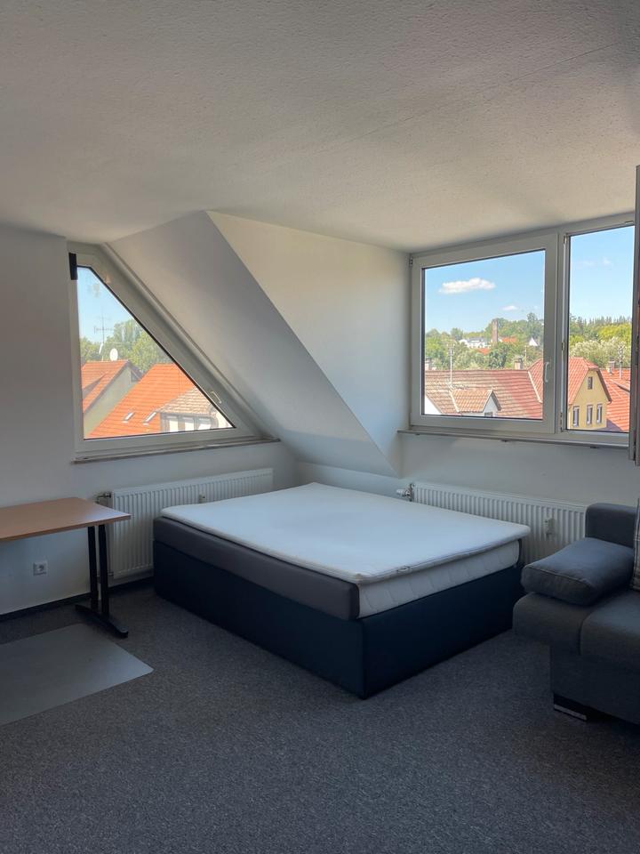 Thumbnail-Möblierte 1-Zimmer-Wohnung mit Balkon nahe Hochschule Nürtingen