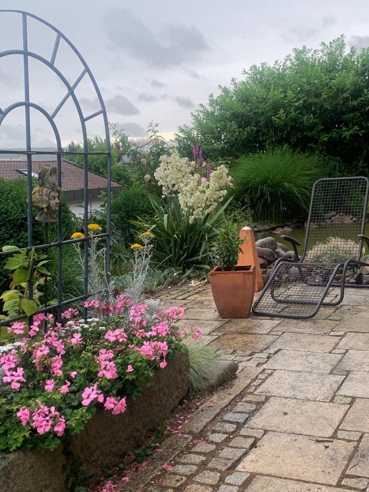 Thumbnail-schöne 2-Zimmer- Mietwohnung (teilmöbiliert) mit Terrasse