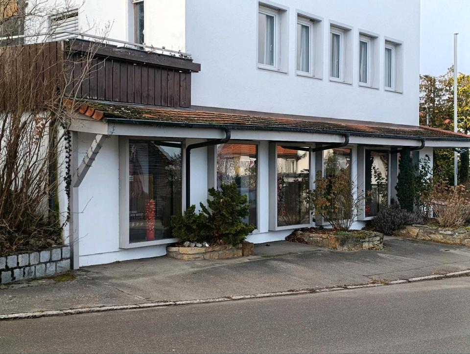 Thumbnail-Friseur Ladenlokal in RT-Ohmenhausen zu vermieten