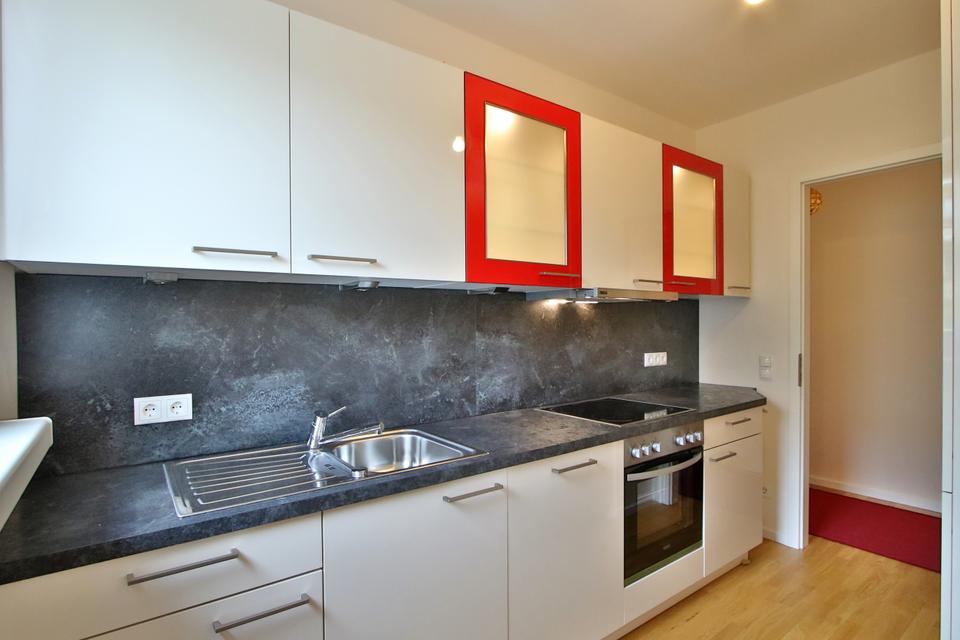 Thumbnail-Innenstadt - Modernisierte 2-Raum Wohnung, möbliert