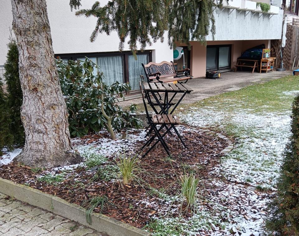 Thumbnail-50qm - 1 Zi. Souterrainwohnung mit großer Garage vom PRIVAT