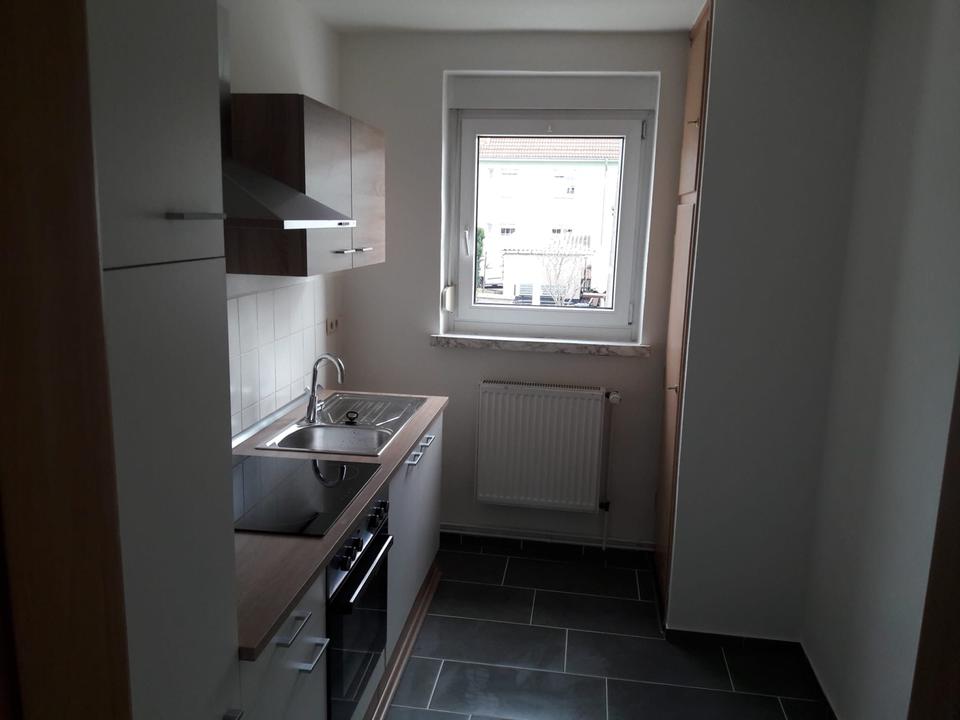 Thumbnail-Gepflegte 2-Zimmer-Wohnung mit Einbauküche, Keller und Stellplatz