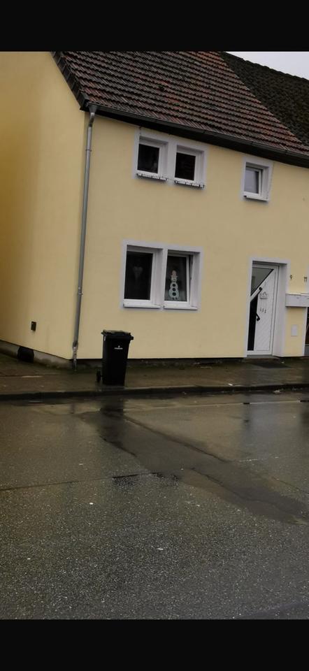 Thumbnail-Doppelhaushälfte zu Vermieten