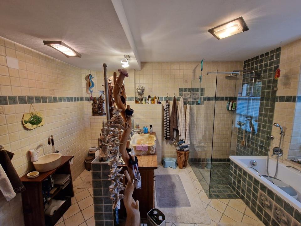 Thumbnail-2 Fam.Haus mit Nebengebäude