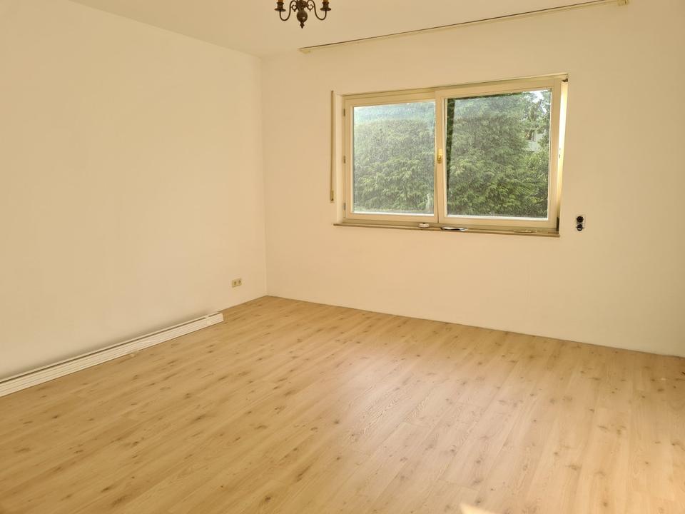 Thumbnail-helle 4 Zimmer Wohnung