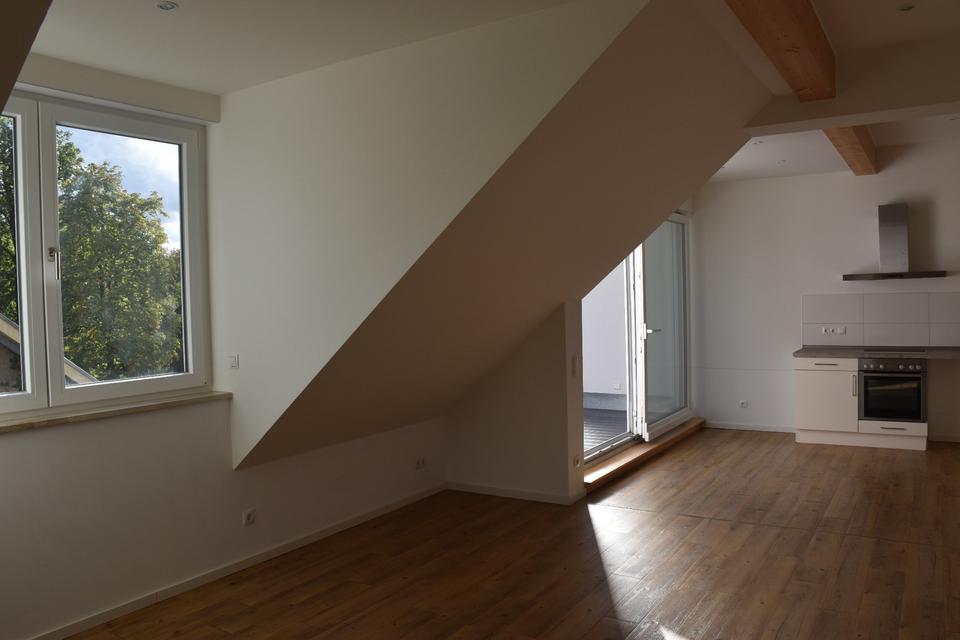 Thumbnail-Traumhafte 3,5 Zimmer-Dachgeschoss-Wohnung mit Südbalkon und EBK in neu gebauter Wohnanlage