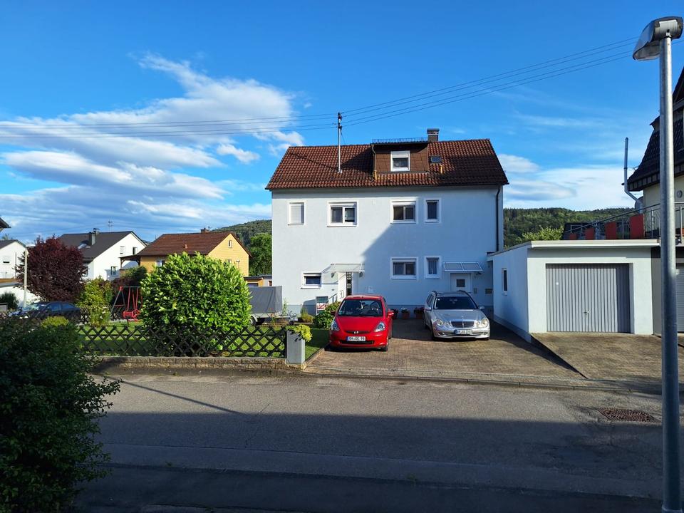 Thumbnail-Zweifamilienhaus mit 185 m -5 Stellplätze + Garage Provisionsfrei