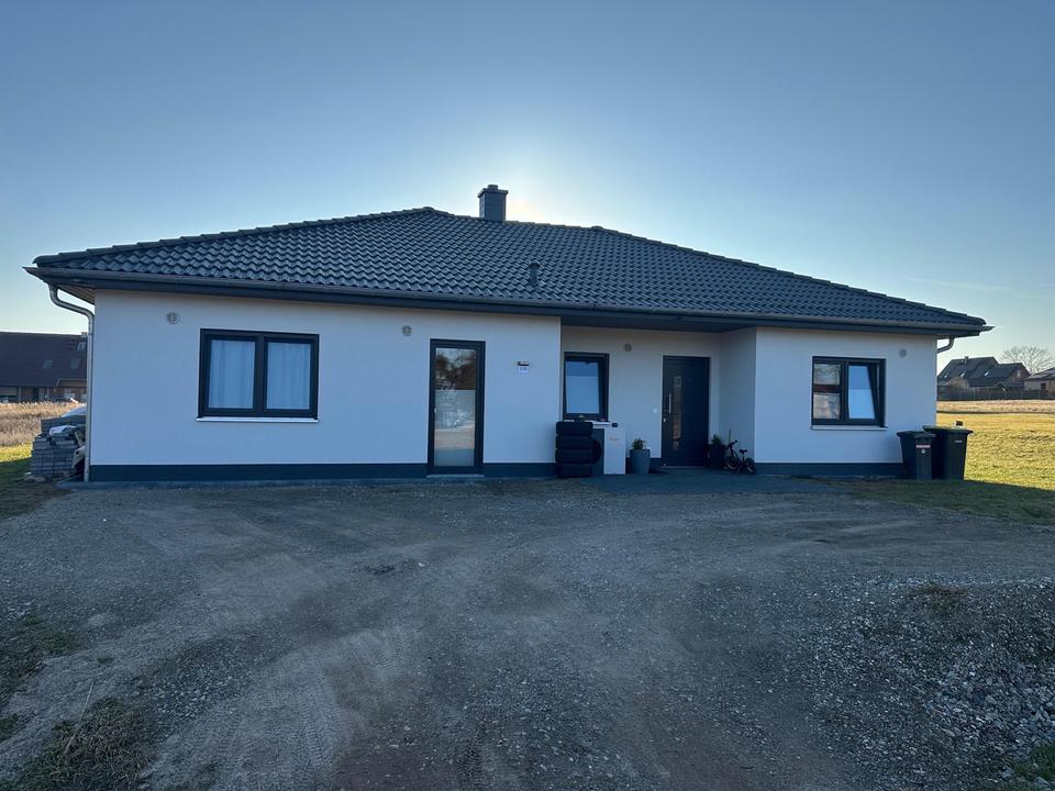 Thumbnail-Bungalow in Basedow- Höhe zu verkaufen